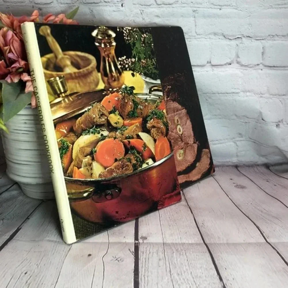 Vintage 1977 Southern Living set cookbook